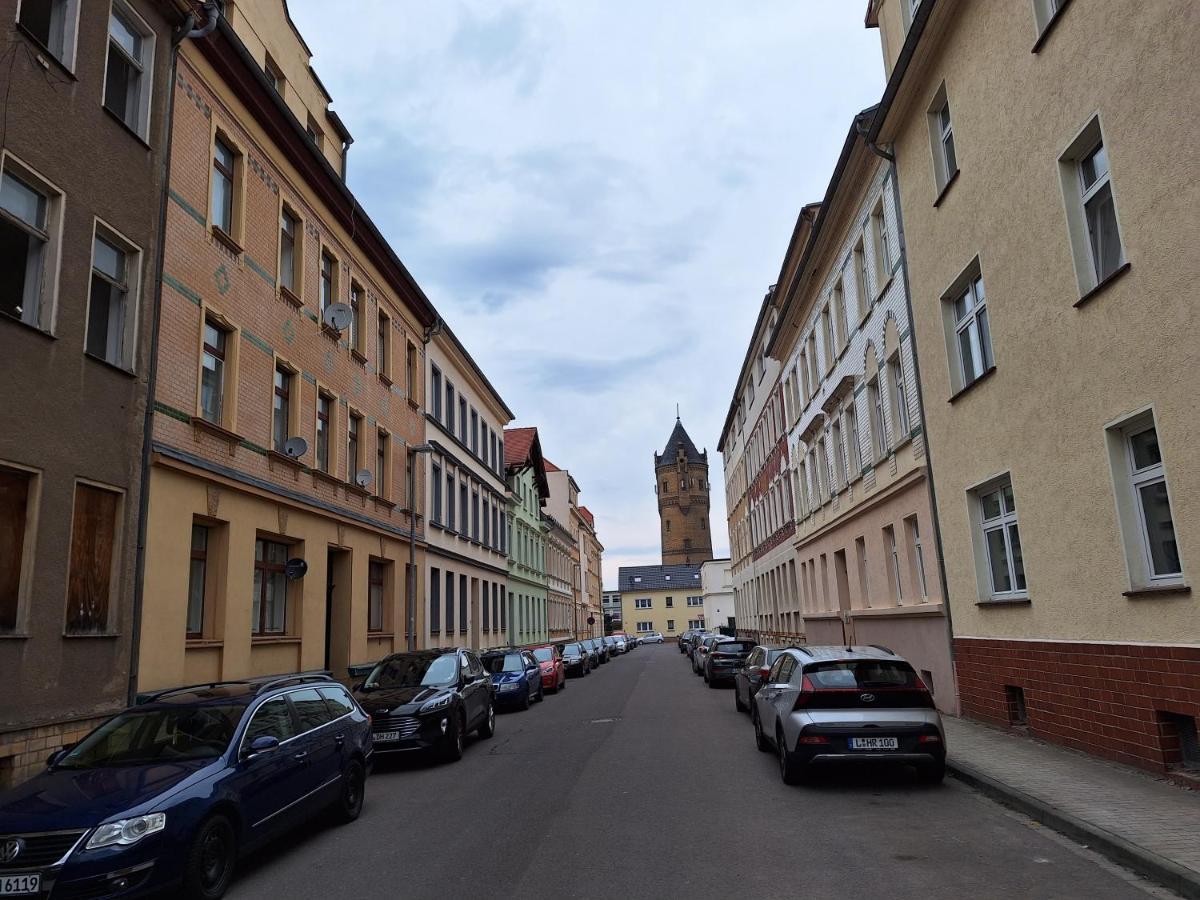 Schoene Zwei-Zimmer-Wohnung "W2" Mit 4 Einzelbetten Und Wlan In Zwenkau Bei Leipzig Im Neuseenland Exterior foto
